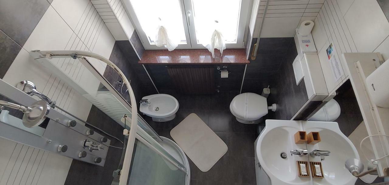 Affittacamere Valchiavenna - Foresteria Lombarda Con Parcheggio Privato Sul Posto! Apprezzata Gestione Familiare Dal 2012, Qualita-Prezzo Top! "Guest-House With Private Parking On Site! Appreciated Family Management Since 2012, Quality-Price Top!" Εξωτερικό φωτογραφία
